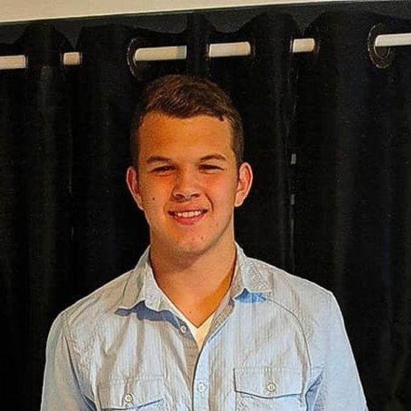 Meet your Posher, Matthew - Picture 1 of 1